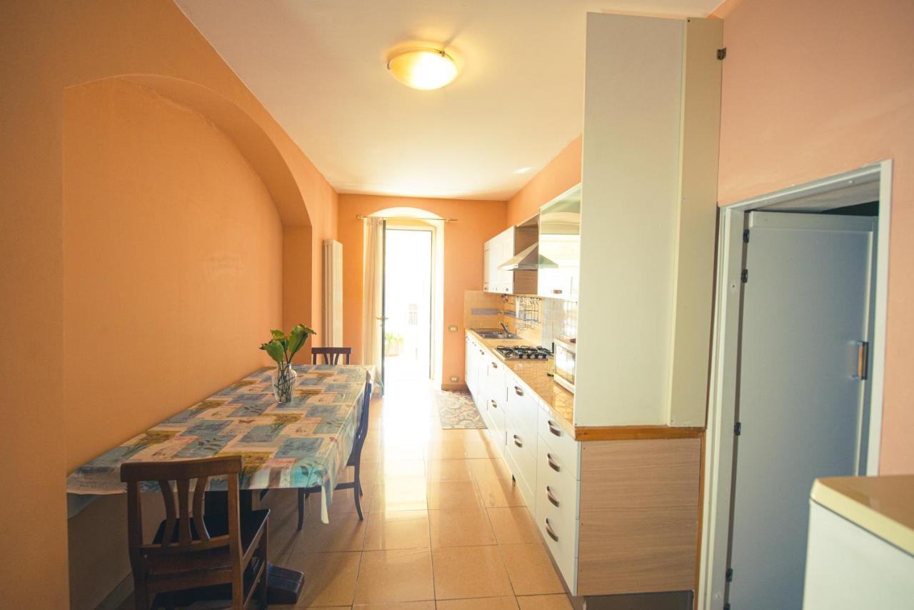 Relax Brugnato Apartment Exterior photo